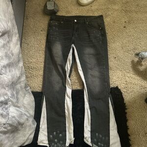 Stylish Two-Tone Flare Jeans